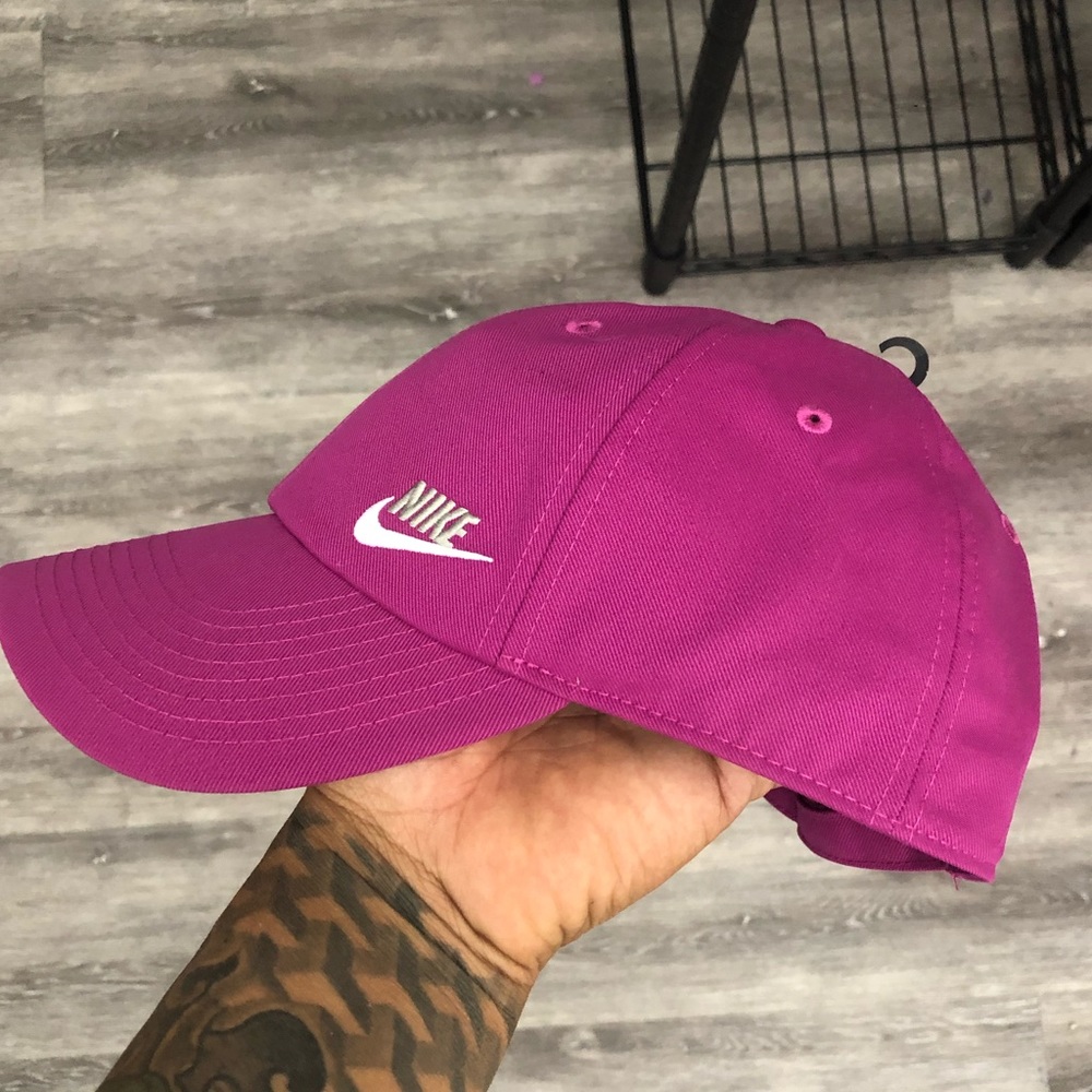 Woman’s Nike dad hat